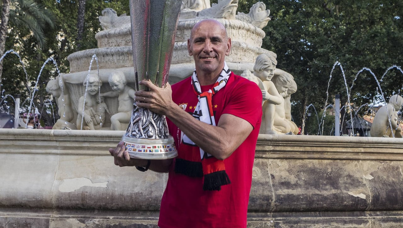 El Sevilla y Monchi se dan mimos