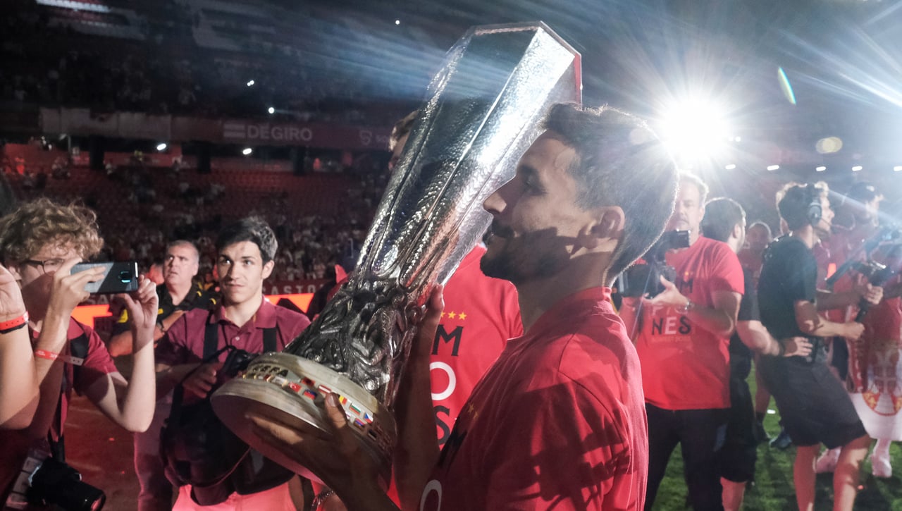 Navas, el mejor de la Europa League 22/23; otros tres sevillistas, en el once ideal