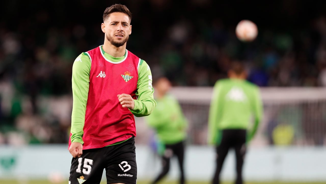 The Telegraph: Acuerdo Betis-Nottingham Forest por Álex Moreno