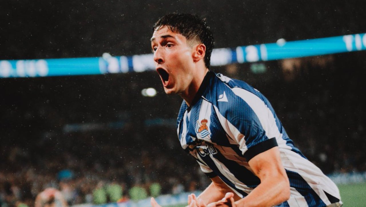 Gorrotxategi, sustituto de Zubimendi en la Real Sociedad, se cubre de gloria