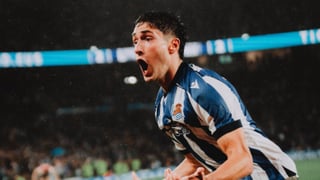 Gorrotxategi, sustituto de Zubimendi en la Real Sociedad, se cubre de gloria