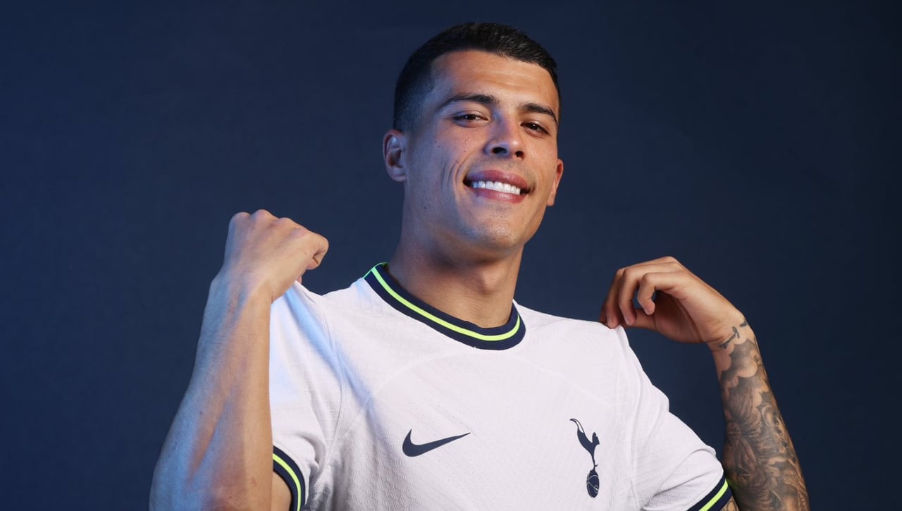 A Pedro Porro se le atragante su debut en la Premier: "Es tan malo..."