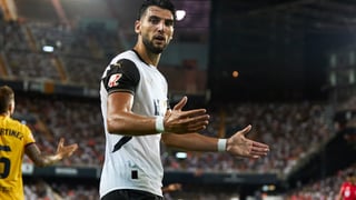 Preocupación por Rafa Mir en el Valencia