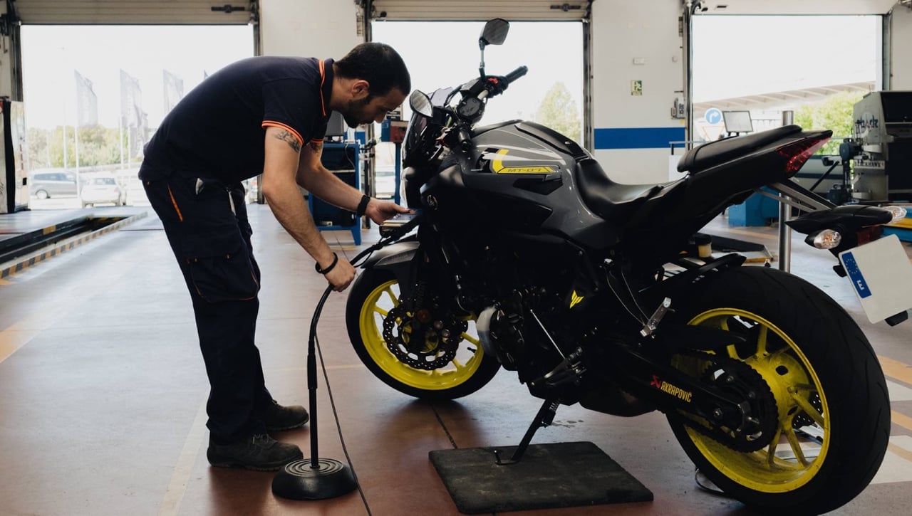 Las motos de 'los vecinos' no tendrán que pasar la ITV