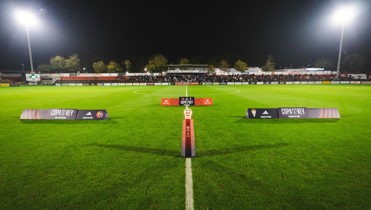 El Olot, el Athletic de Cataluña, no pierde el tiempo: precio de las entradas, gradas supletorias, filosofía clara...