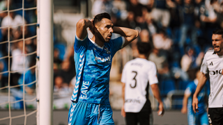 Así queda la clasificación de LaLiga Hypermotion tras el empate el Tenerife y el triunfo del Oviedo en la jornada 35 de Segunda división