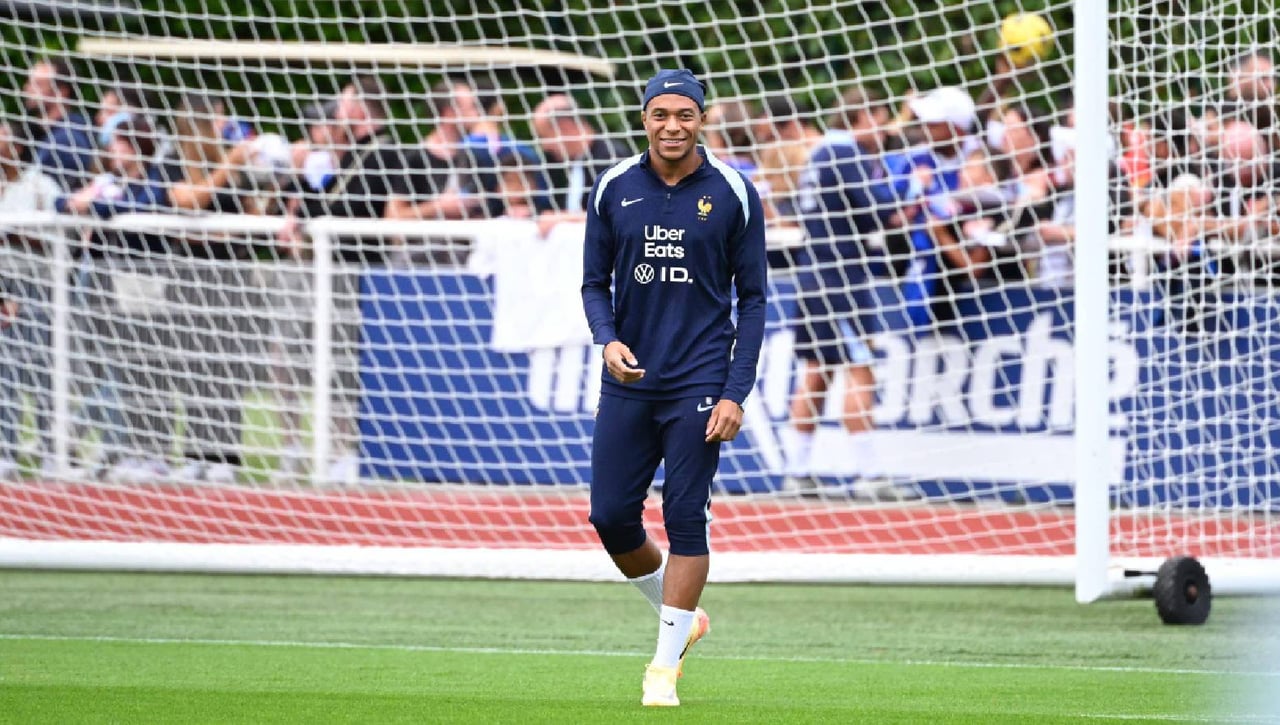 Mbappé se muestra contento en su inicio en Madrid