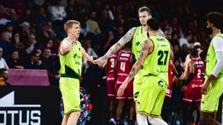 Unicaja no se desengancha de la lucha por la Liga ACB