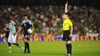 El 'fantasma' de Prieto Iglesias amenaza a los de Rafa Benítez en el Bernabéu