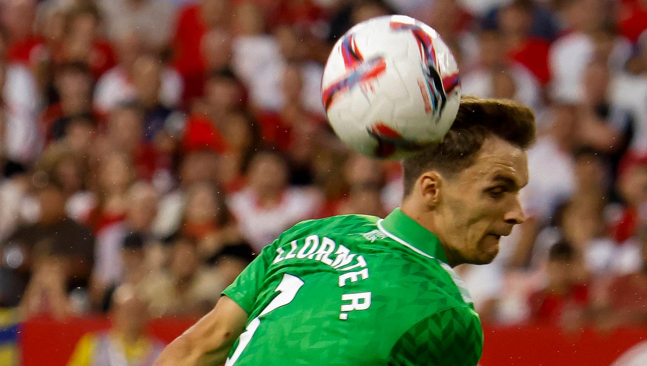 Brutal rajada de Llorente contra el árbitro: "Nos falta al respeto"