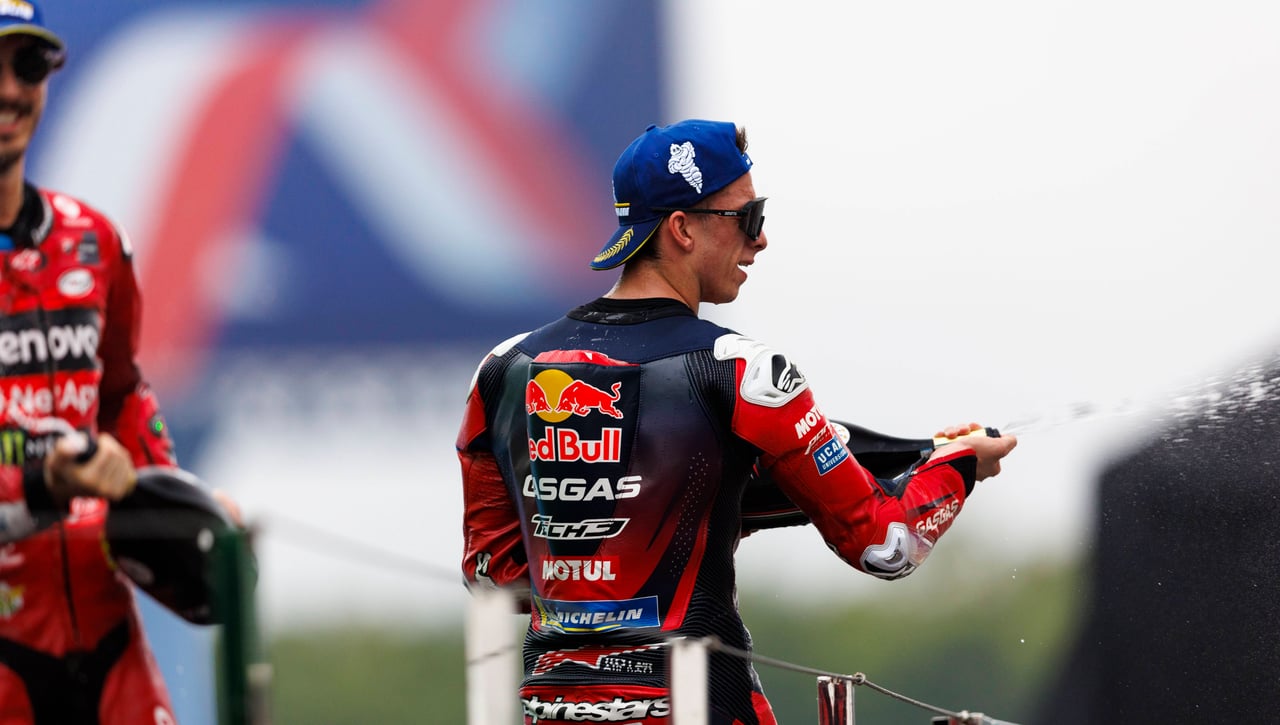 Pedro Acosta ya tiene su gran momento en MotoGP