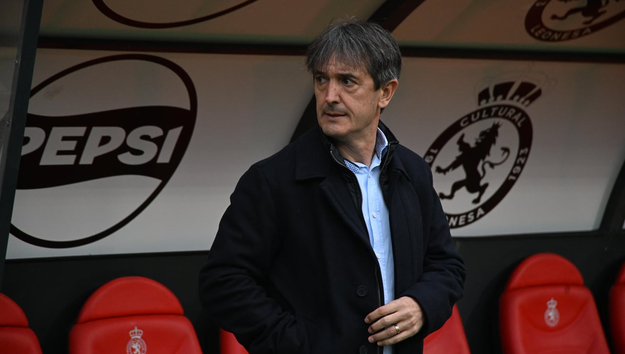 Pacheta se cansa y denuncia amenazas en El Molinón: "Estoy cansado de recibir insultos"