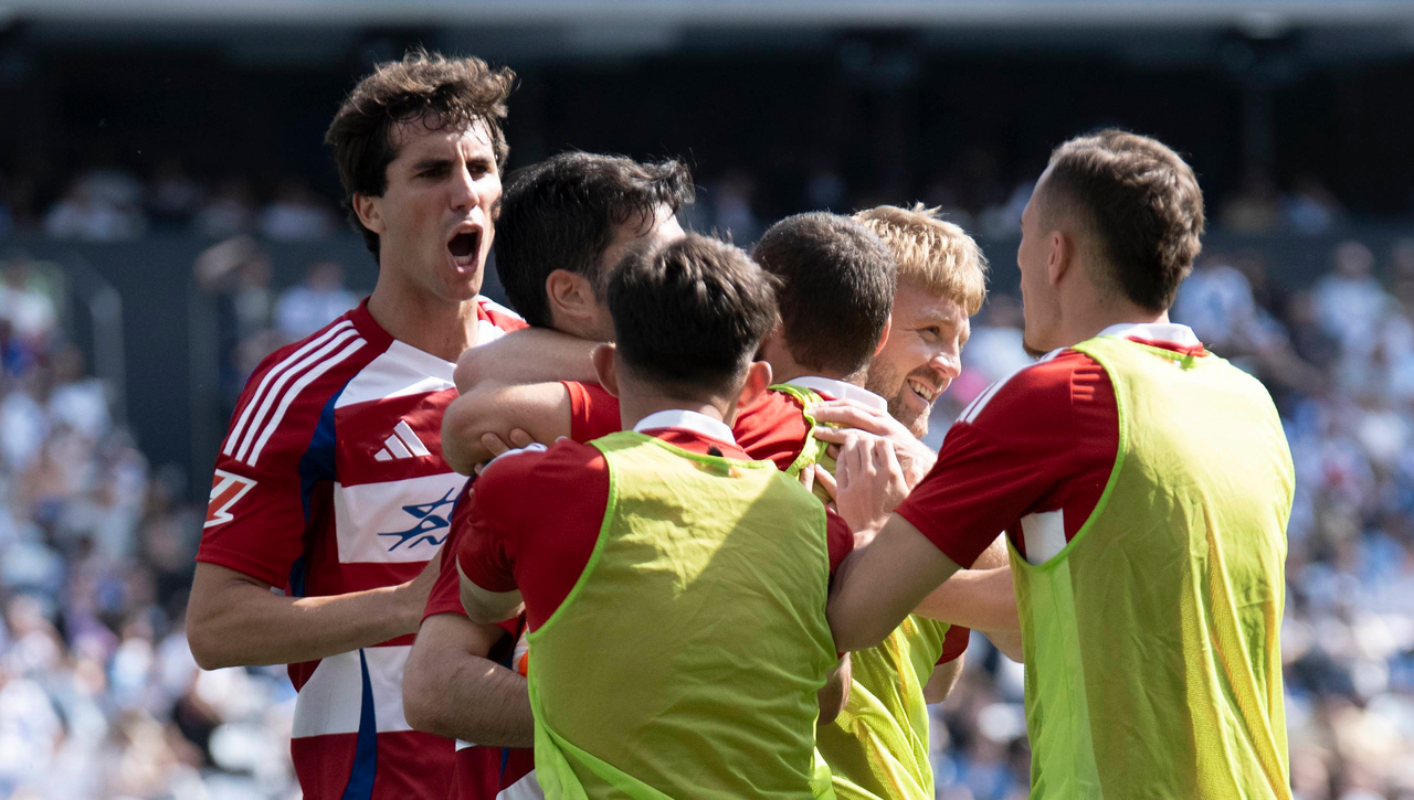 Así queda la clasificación de LaLiga Hypermotion tras el triunfo del Granada y el tropiezo del Elche