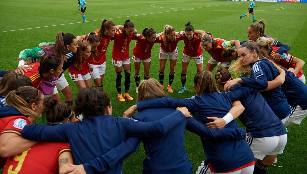 España - Dinamarca: Puntuar para estar en cuartos