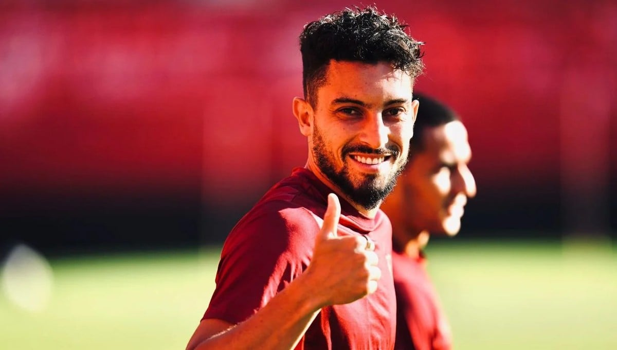 Alex Telles desvela las claves para su fichaje por el Sevilla