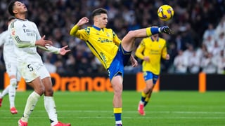 Se calienta el fichaje de Mika Mármol