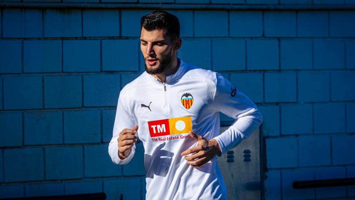 La verdadera razón por la que Rafa Mir no salió el último día de mercado y vuelve al Sevilla como un problemón