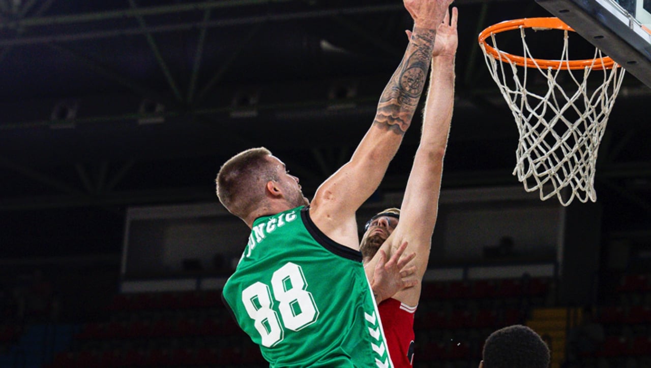 El Betis se mete en un buen lío