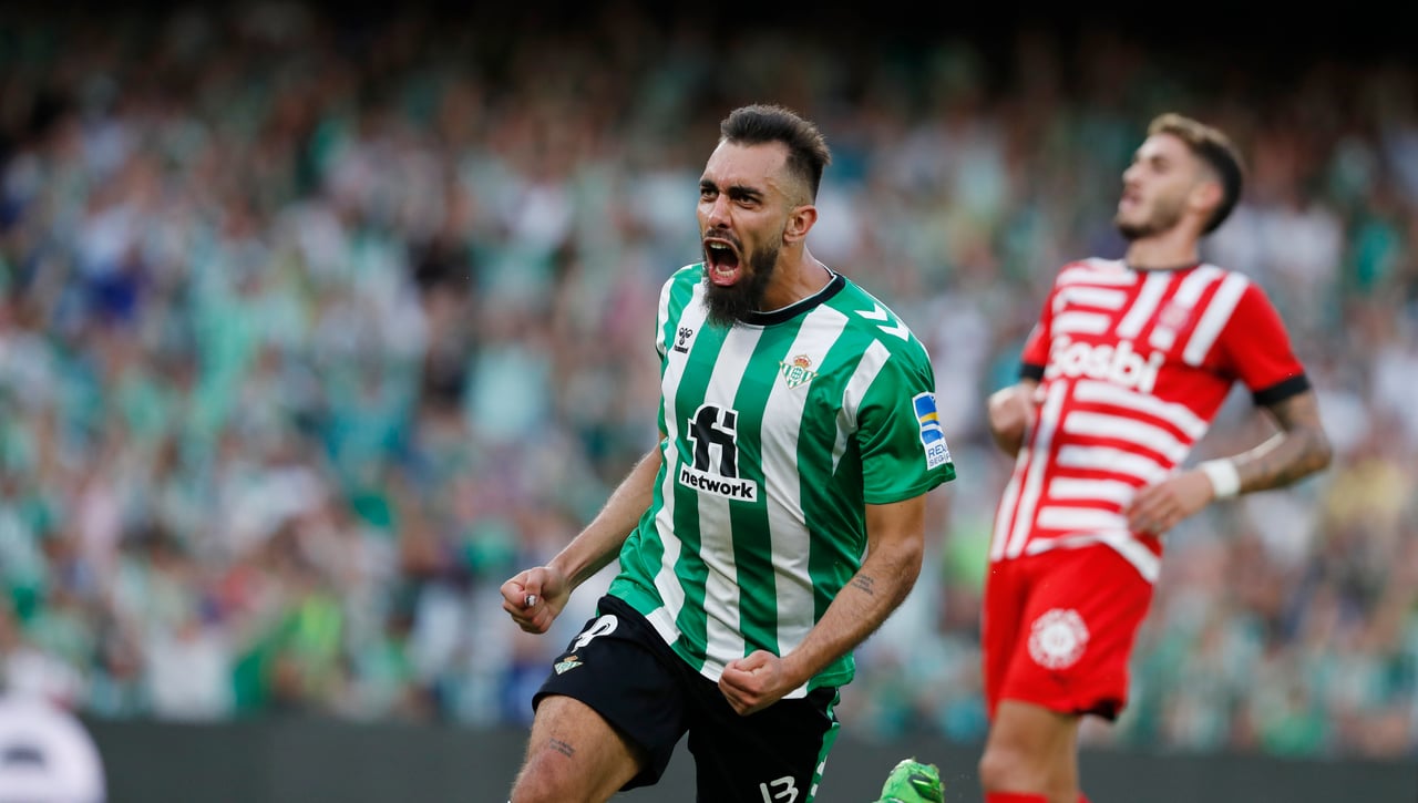 Pellegrini y el 'secreto' de Borja Iglesias: "Desde que está soltero no dejar de meter goles"