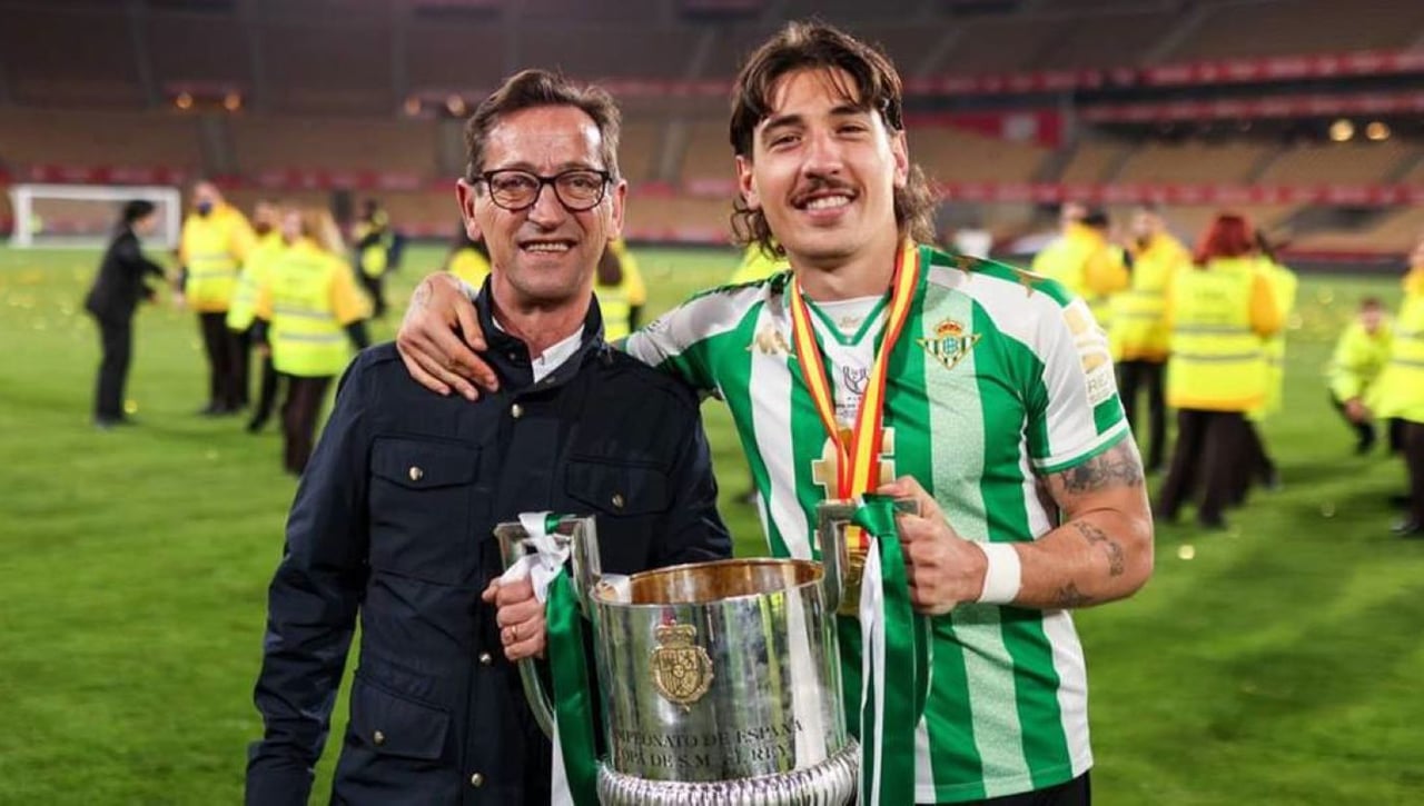 El entorno de Héctor Bellerín hace un movimiento de mercado que facilita su regreso al Betis