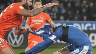 El penalti más surrealista que se recuerda y la ayuda arbitral a la Real Sociedad para pasar las semifinales de la Copa del Rey