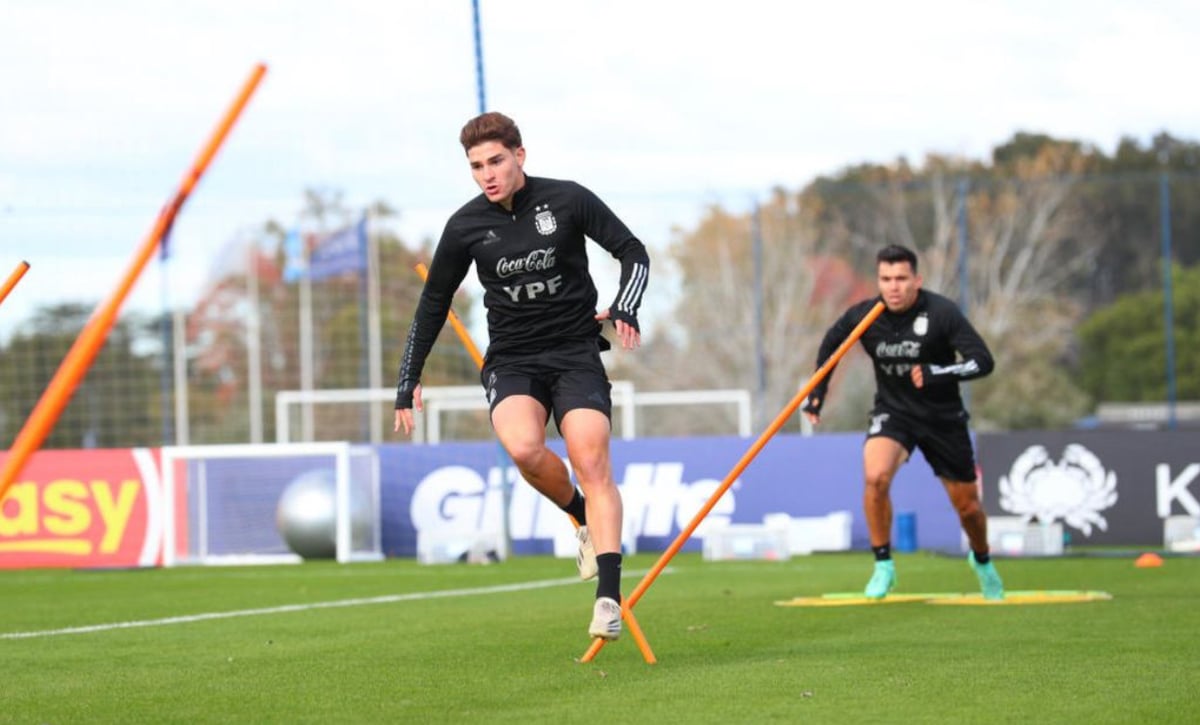 Guardiola se lo robó al Almería con ayuda de Tebas y ahora sucede a Agüero