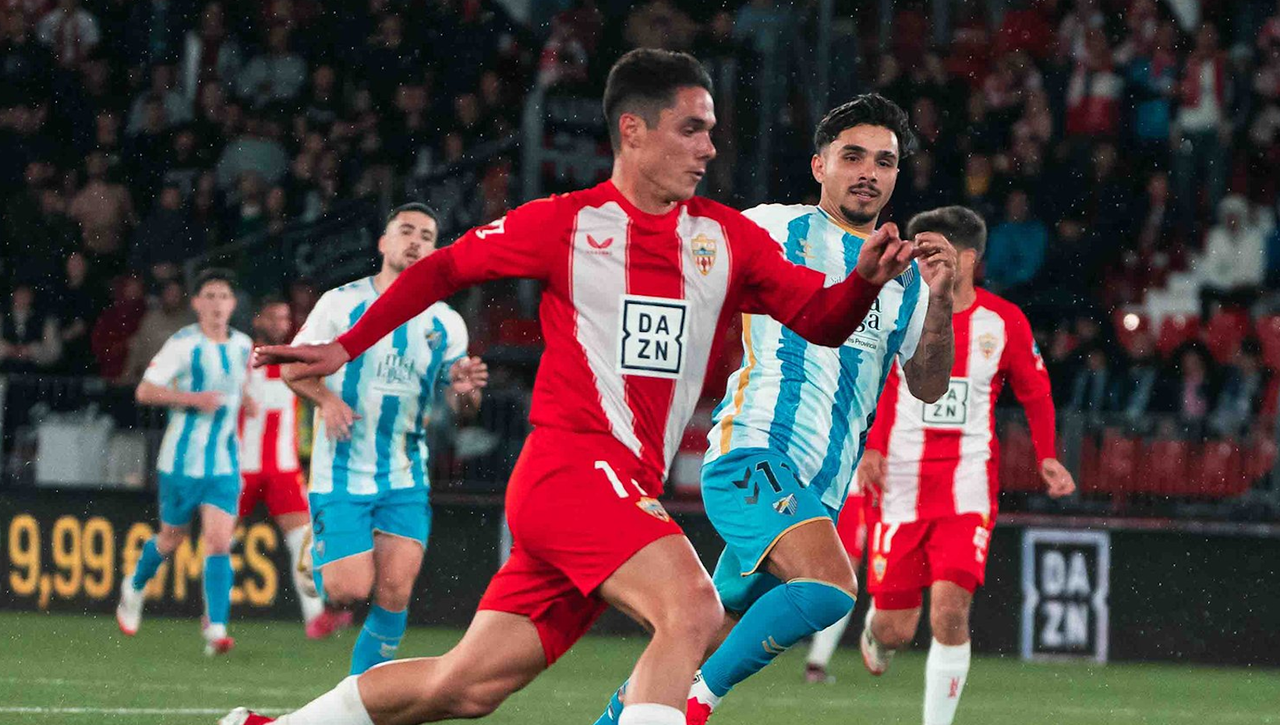 Así queda la clasificación de LaLiga Hypermotion, tras el empate del Almería y el triunfo del Huesca en la jornada 29 de Segunda división