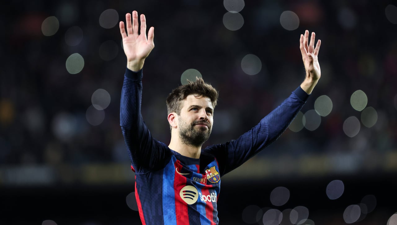 Piqué sigue calentando al Espanyol