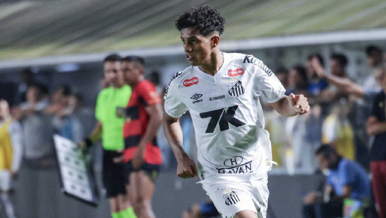 El Barça valora usar la deuda del Santos por Neymar para posicionarse por el fichaje de Souza