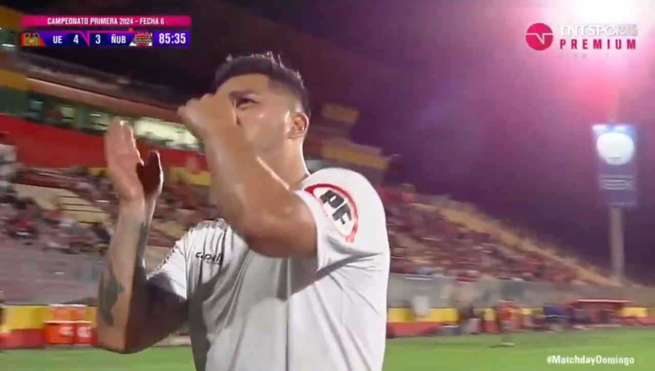 La última polémica del ex bético Lolo Reyes: feísimo gesto tras su expulsión