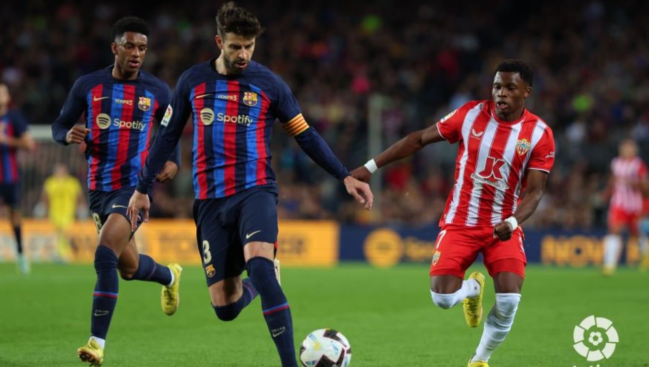 FC Barcelona 2-0 UD Almería: Paseo militar en la despedida del comandante Piqué