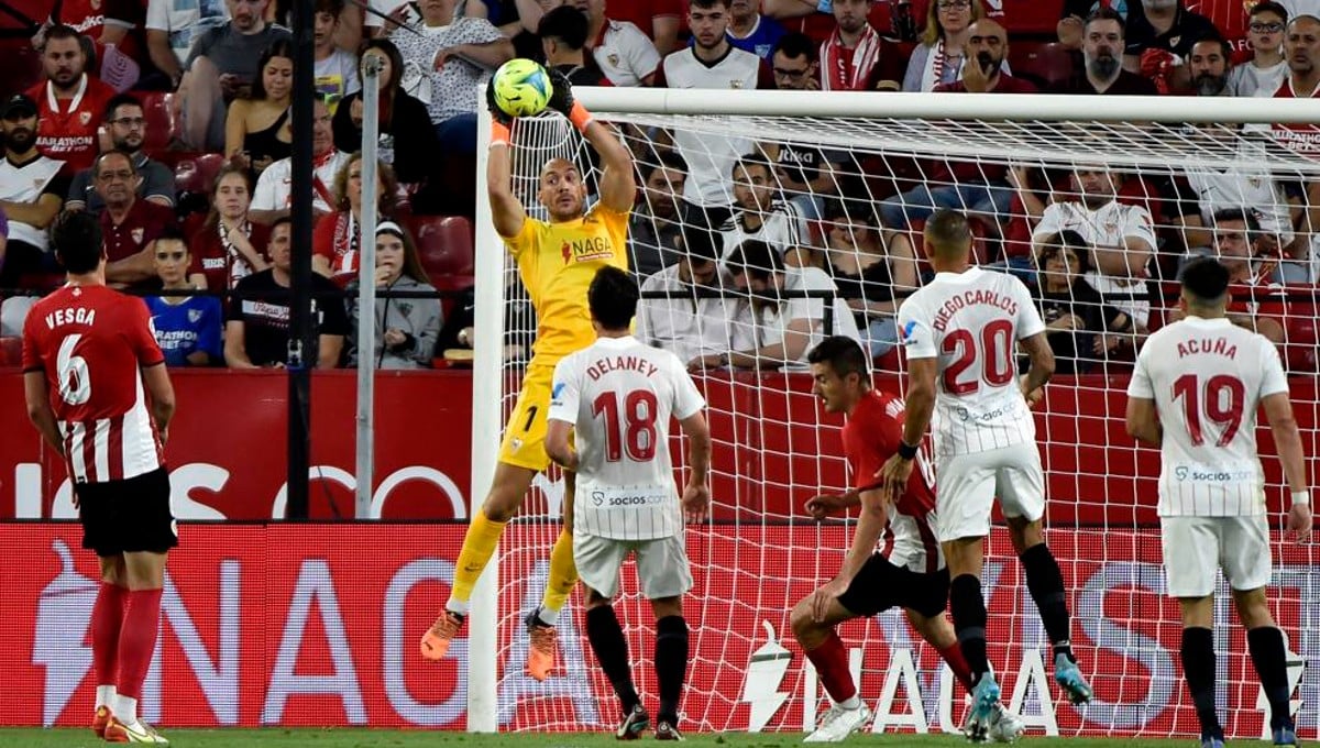 Así se explica la presencia de Dmitrovic como titular