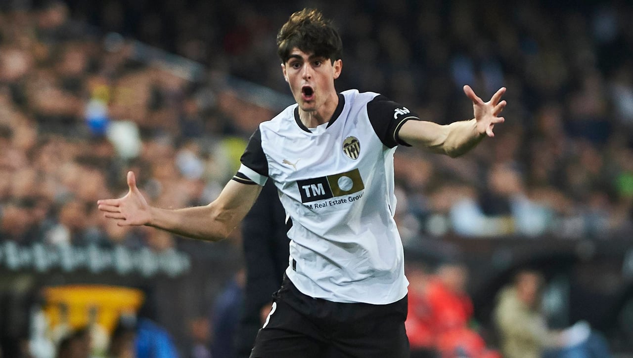 La oferta del Valencia a Javi Guerra