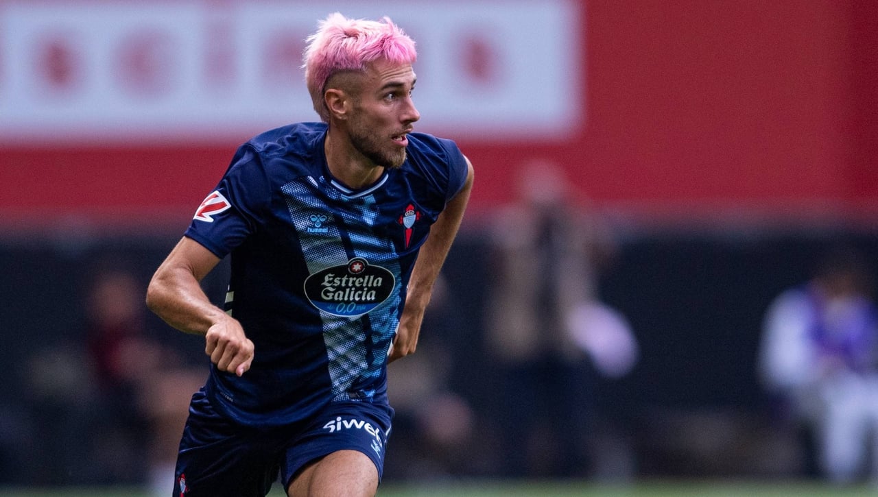 Acelera por Mingueza y Marcos Alonso