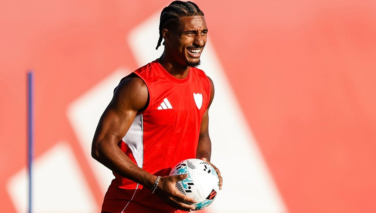 Nuevo paso del Sevilla para cerrar el traspaso de Badé