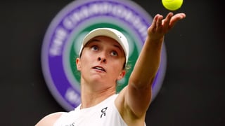 Swiatek dice basta y da un paso atrás