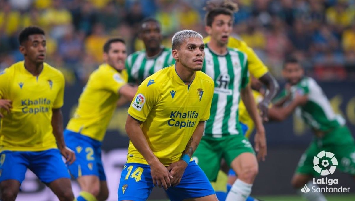 En el Betis no se olvidan de Brian Ocampo: "Es un animal"