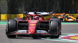 F1 GP Imola Libres 1 2024: Una sorpresa, un susto y el mejor tiempo para Leclerc