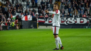 Trejo pide unidad total en el Rayo Vallecano tras el incidente en el banquillo de la Conference League