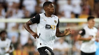 El Valencia responde: las cifras de la oferta del Arsenal por Mosquera