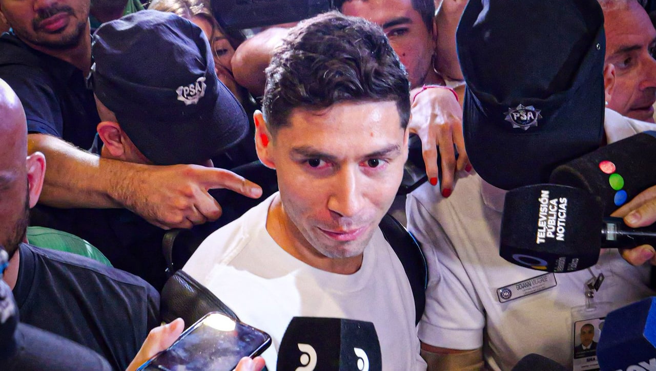 Locura con Montiel: la llamada que le hizo abandonar el Sevilla