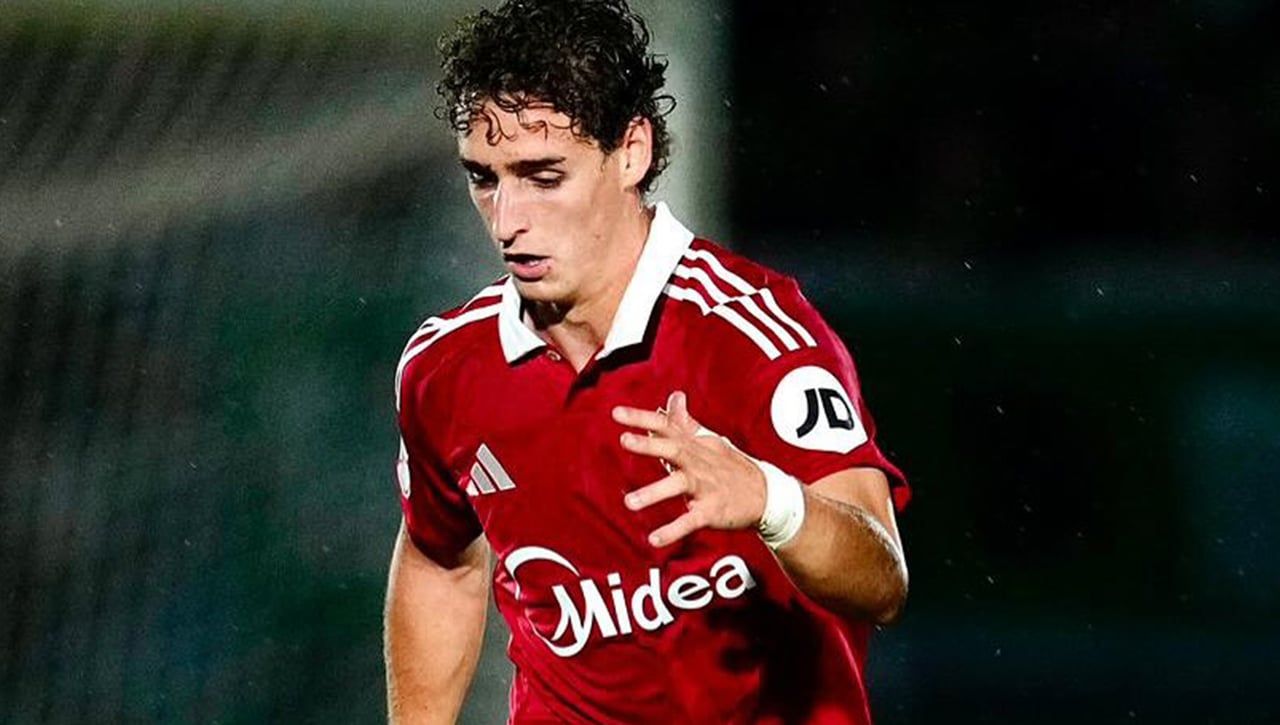 El Sevilla aparca la salida de Manu Bueno por no suponer un obstáculo para fichar en enero