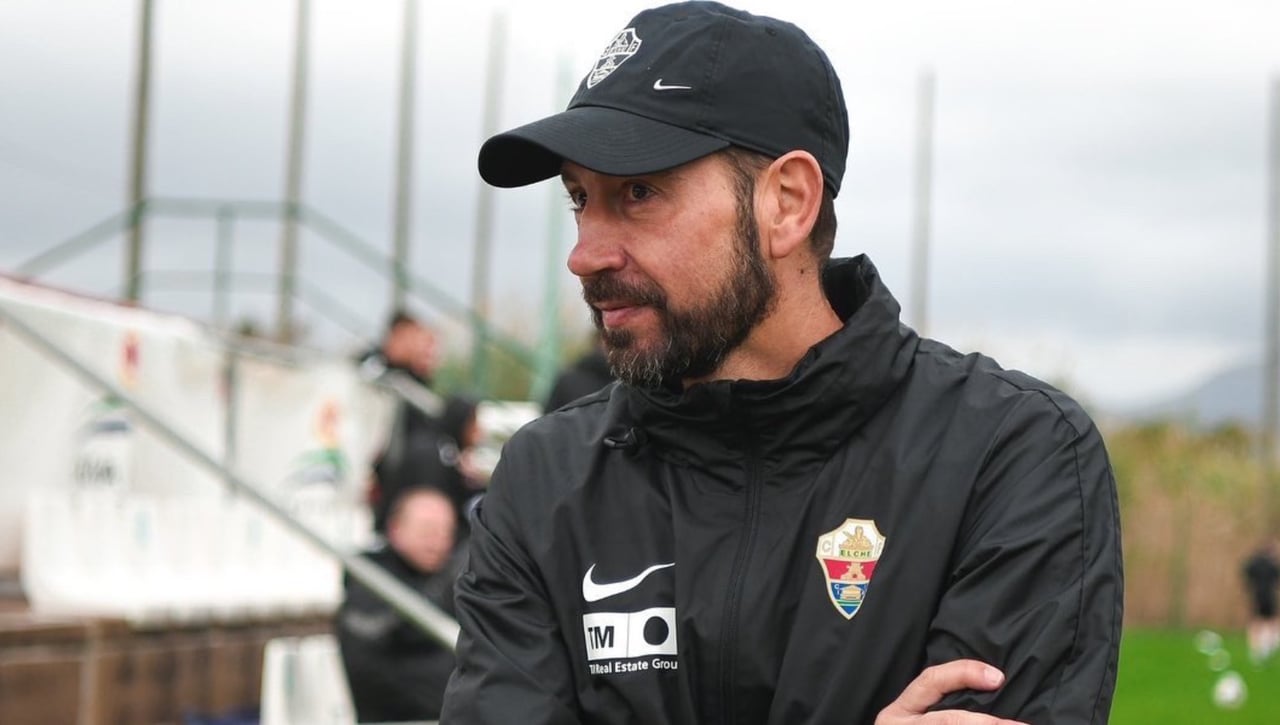 La "obligada" despedida de Pablo Machín del Elche