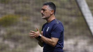 García Pimienta no se fía del Sevilla ni de Sergio Ramos