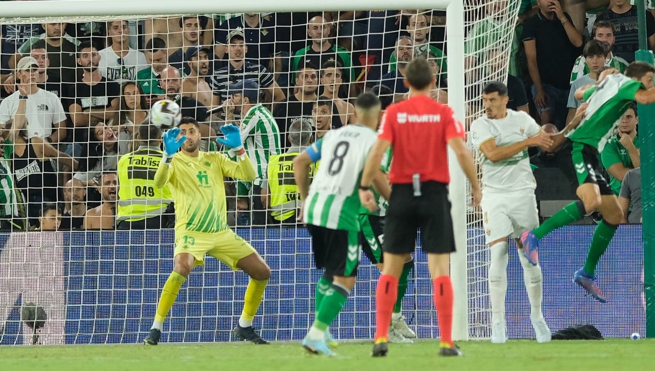 Así vive un talismán en verdiblanco los últimos días de mercado