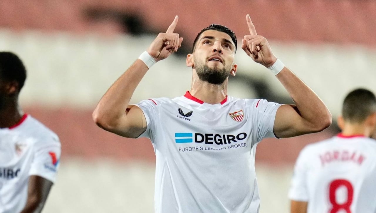 La enésima puerta que se le abre a Rafa Mir para salir del Sevilla