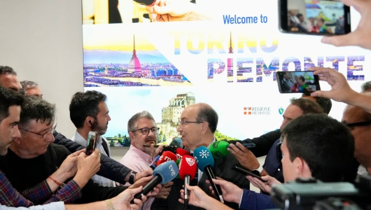 Juventus - Sevilla: Castro da un palo a Siebert, pero rectifica sobre la marcha