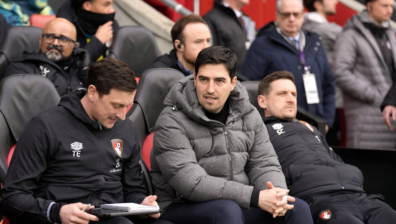 Andoni Iraola, amenazado