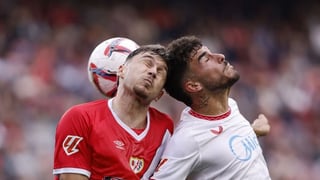 La polémica del Sevilla - Rayo: La 'pillería' de Isaac Romero en la expulsión