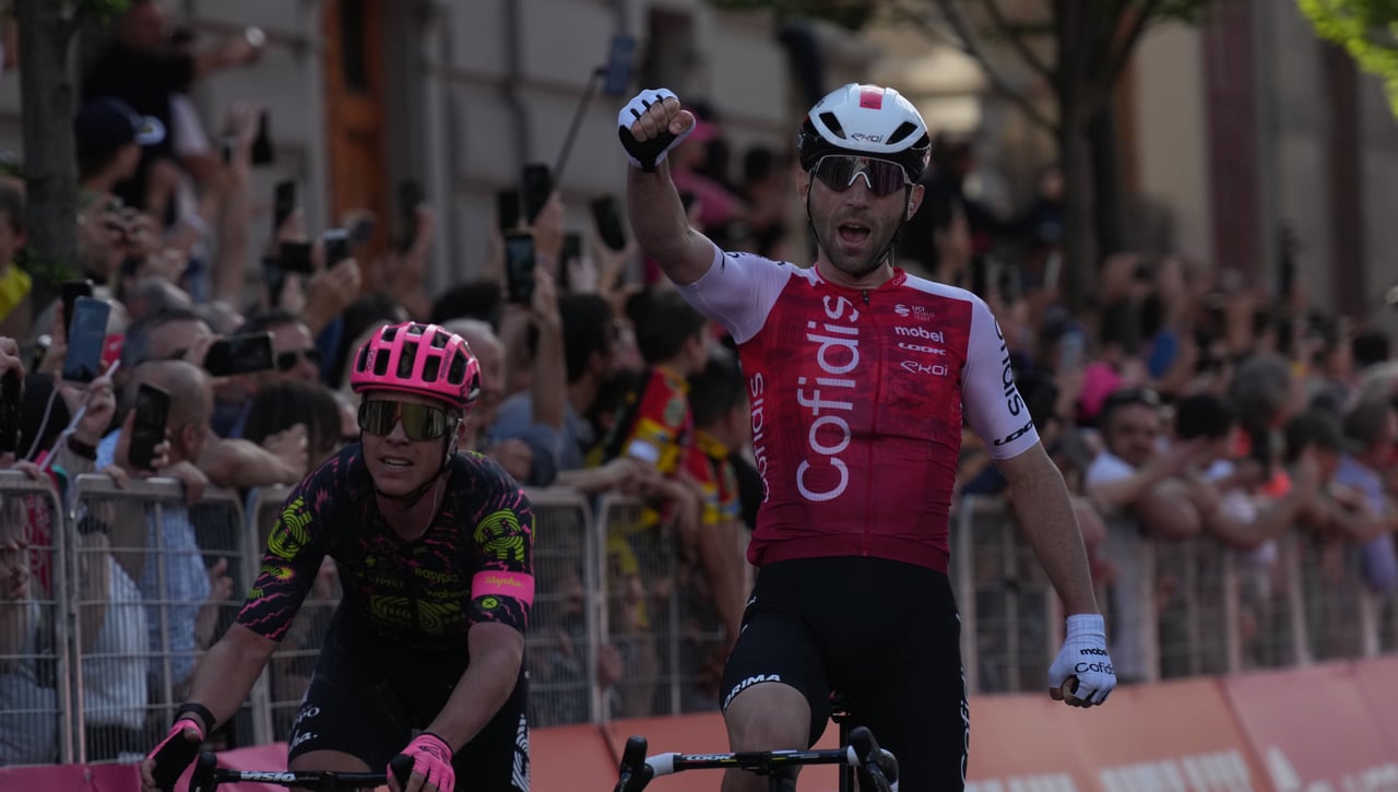 Pogacar acaba con la polémica y Thomas se la lía a los velocistas en el Giro